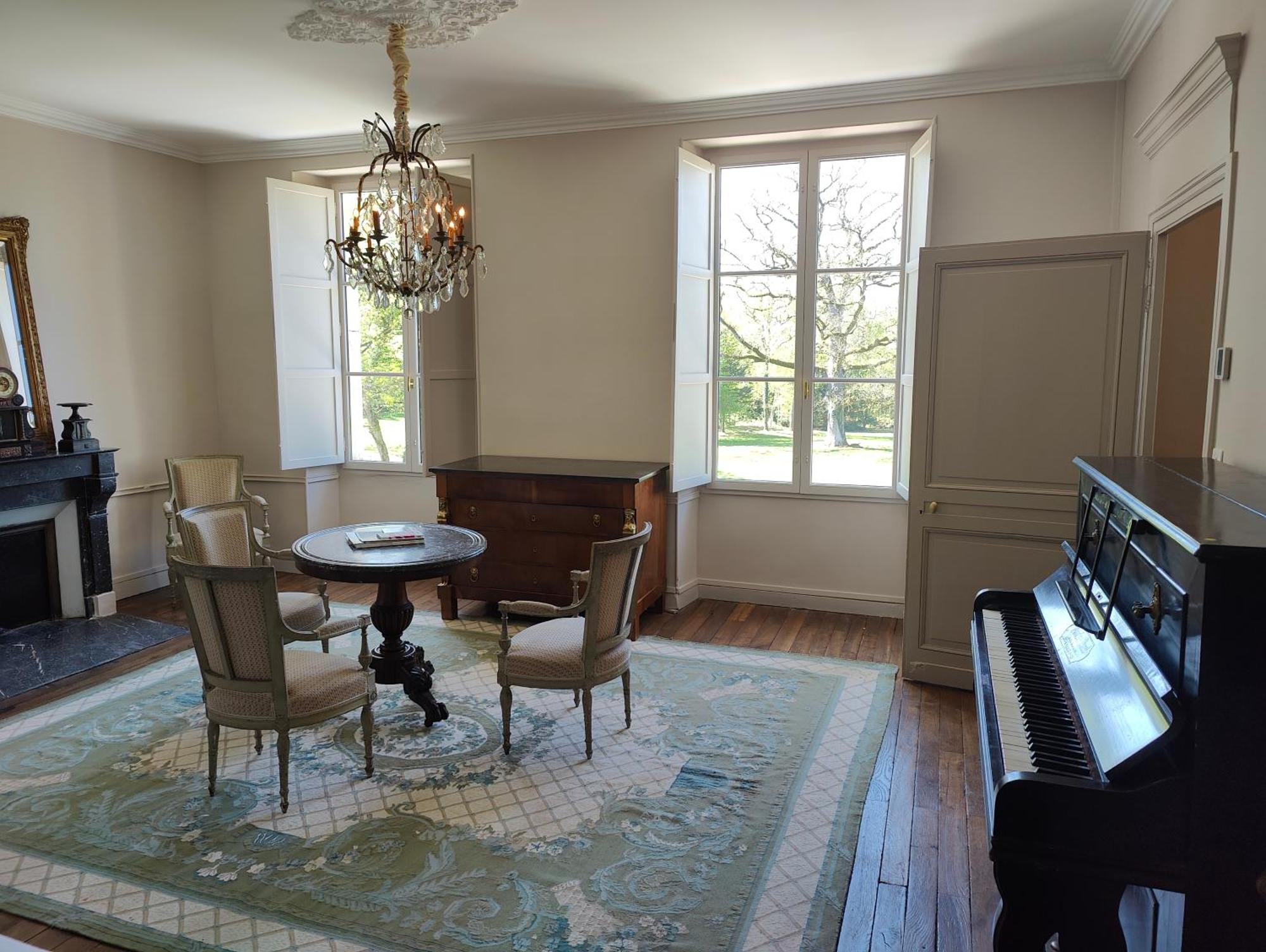 Appart hôtel Le Chateau Du Sollier - Charme Et Confort A 5mn Du Peage *
